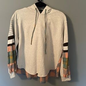 Woman’s Easel Hooded Sweatshirt size M